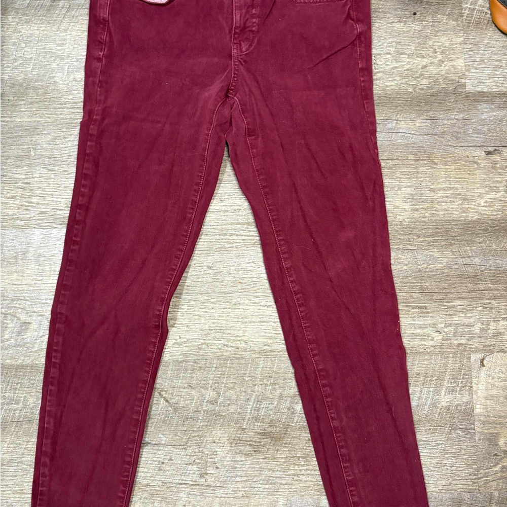 American Eagle Women's Burgundy Jeans Size 6